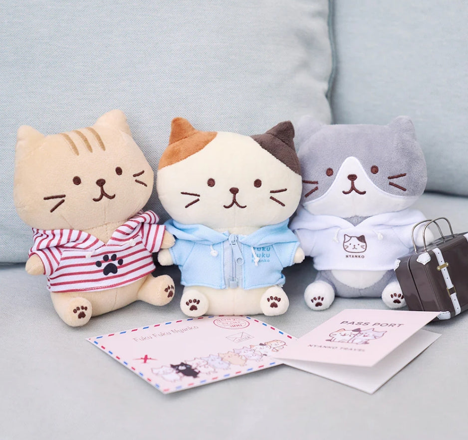 ふわふわ子猫ドレスアップパーカー