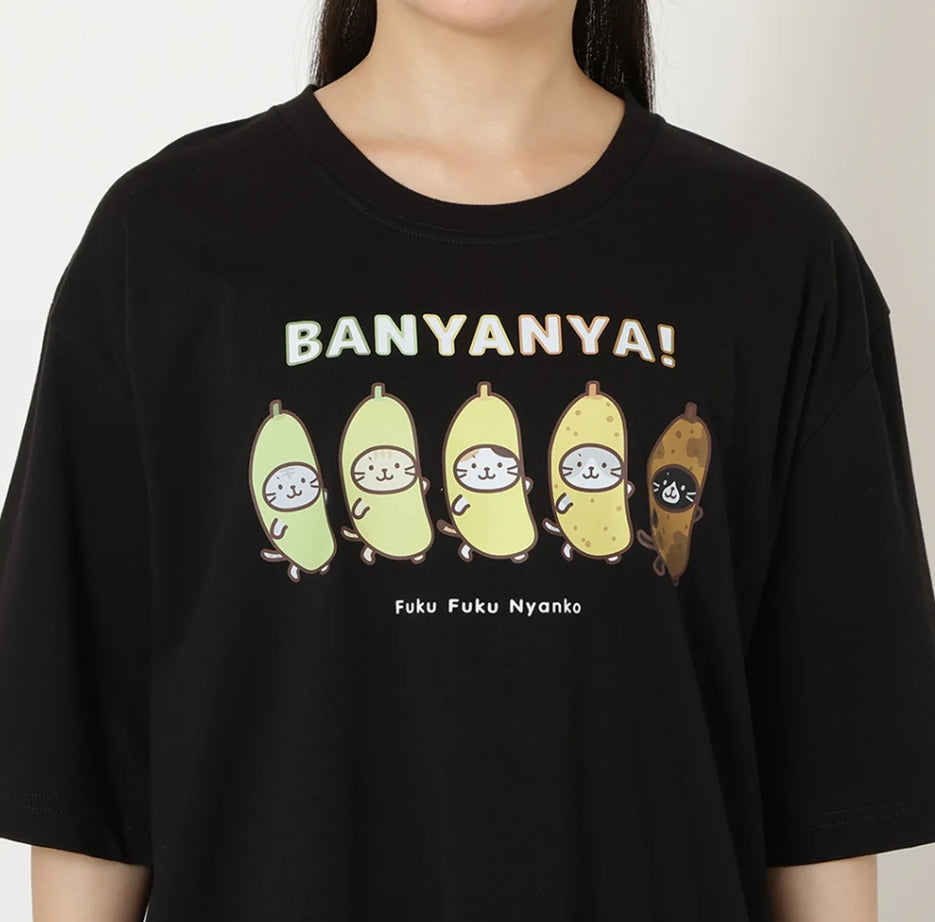 ふくふくにゃんこバズTシャツ【WEB限定】