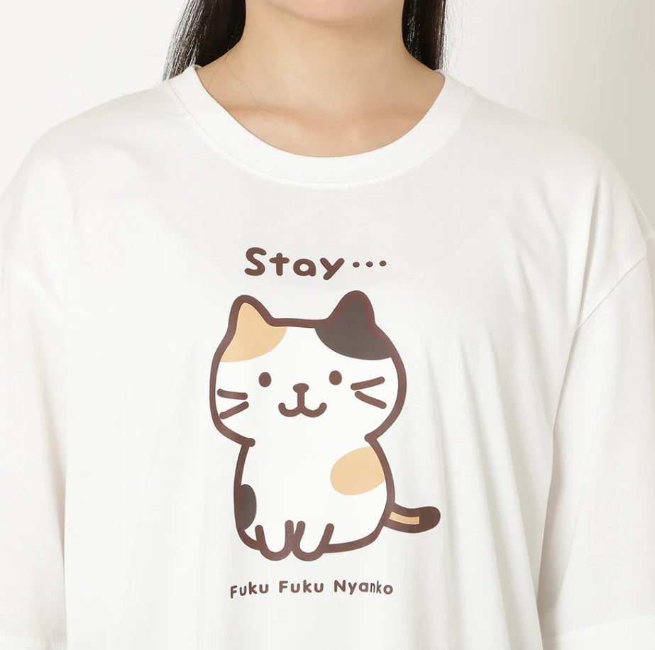 ふくふくにゃんこバズTシャツ【WEB限定】