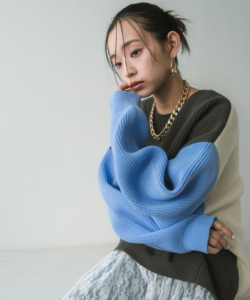 手臂變形、前後有差異的彩色紙板針織