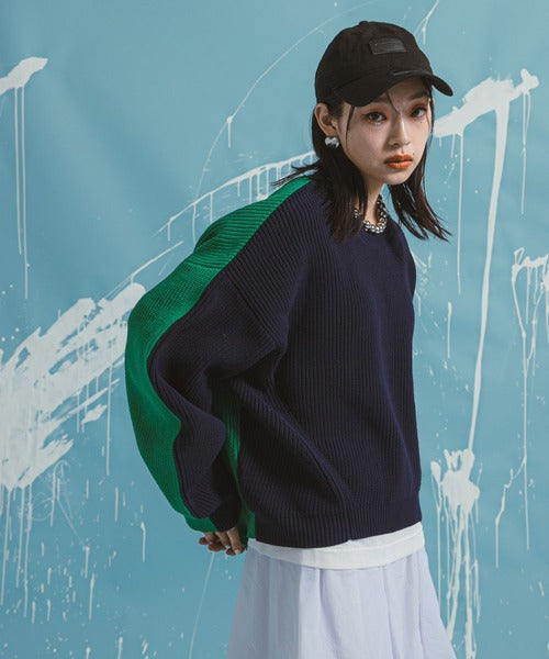 手臂變形、前後有差異的彩色紙板針織