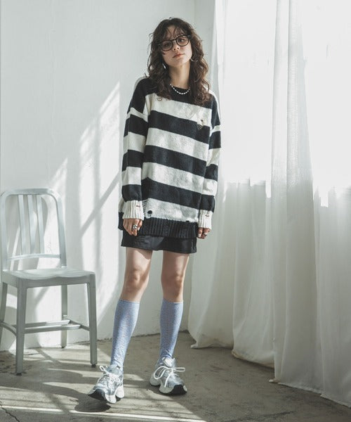 粗條紋破洞針織