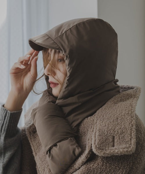 帽子和圍巾合而為一的仿羽絨圍巾帽