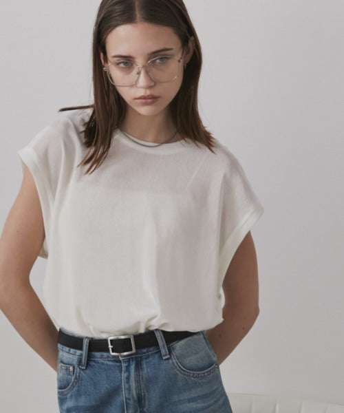 透け感のあるフロック加工のオーバーサイズノースリーブTシャツ