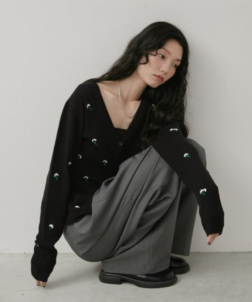 花朵刺繡開襟衫