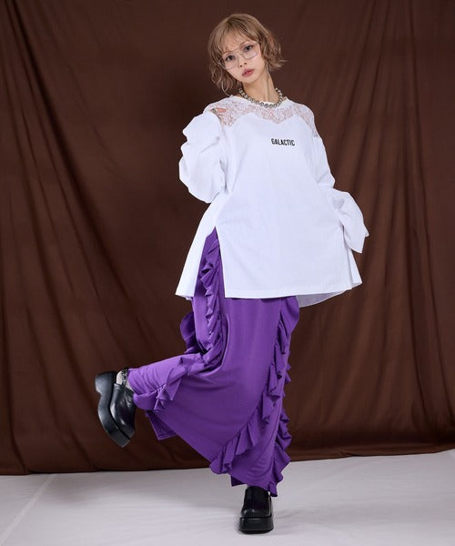Lace-butted oversized long T-shirt