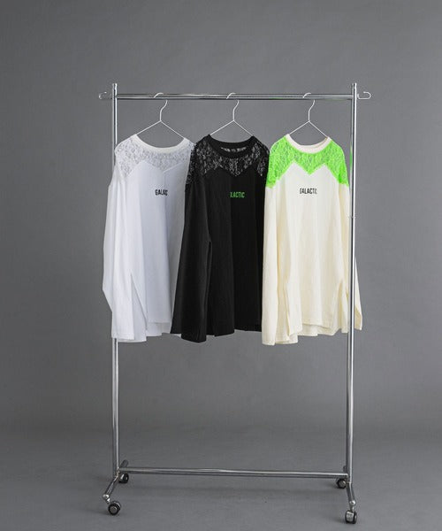Lace-butted oversized long T-shirt