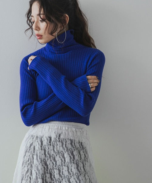 Long-sleeved colorful ribbed turtleneck