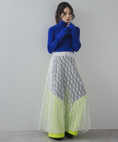 Long-sleeved colorful ribbed turtleneck