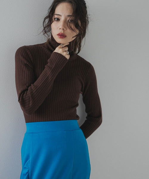 Long-sleeved colorful ribbed turtleneck