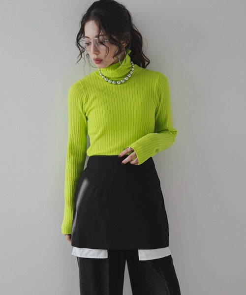 Long-sleeved colorful ribbed turtleneck