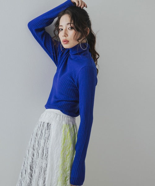 Long-sleeved colorful ribbed turtleneck