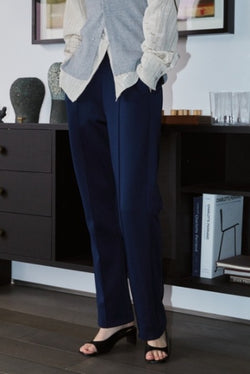 Easy Slim Slacks 褲子