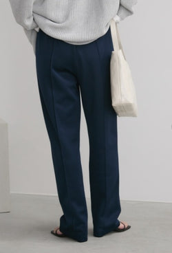 Easy Slim Slacks 褲子