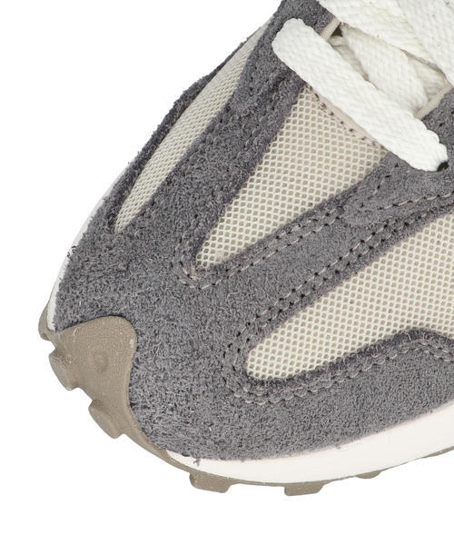New Balance U327 女式運動鞋
