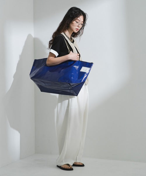Multifunctional leisure bag