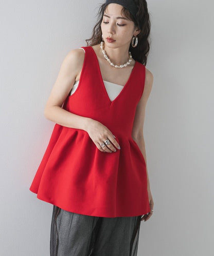 Two-way ruffled vest