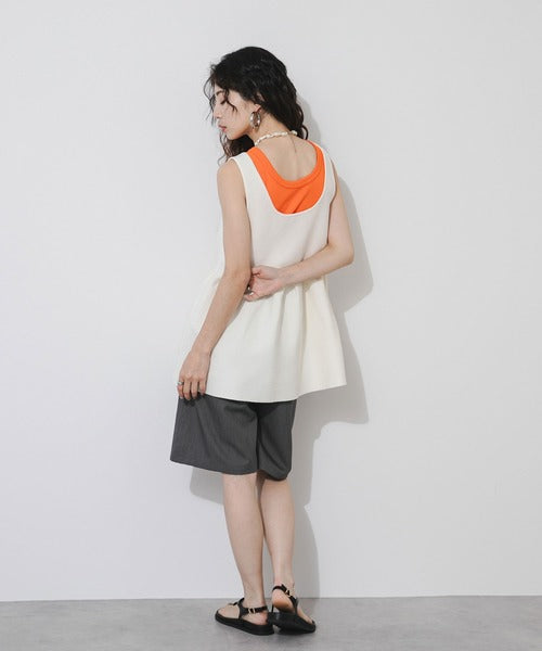 Two-way ruffled vest