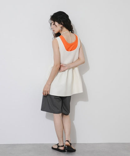 Two-way ruffled vest