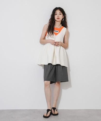 Two-way ruffled vest