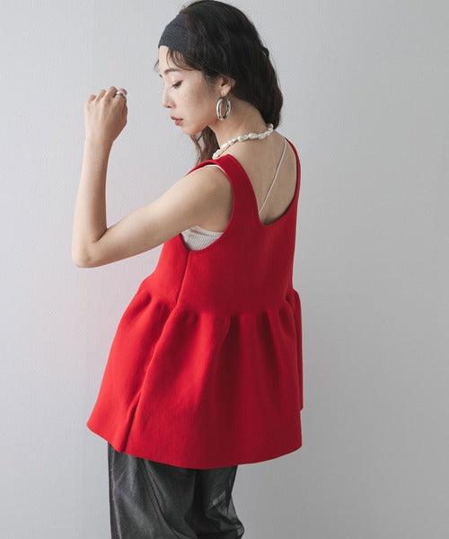 Two-way ruffled vest