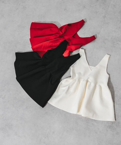 Two-way ruffled vest