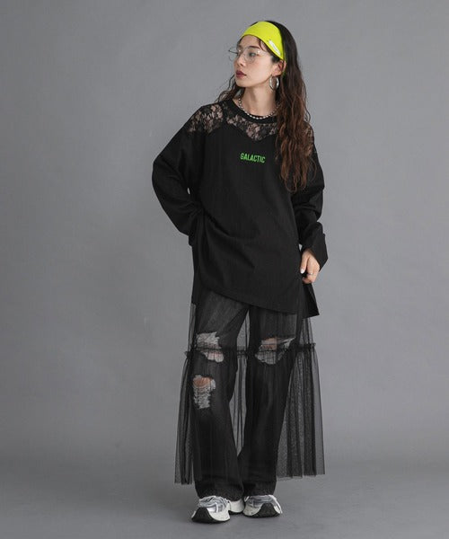 Lace-butted oversized long T-shirt