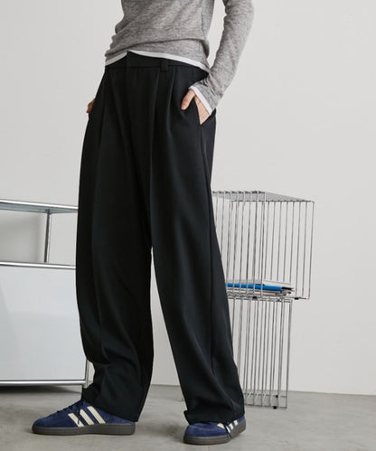 ゴムウエストダブルプリーツワイドパンツ