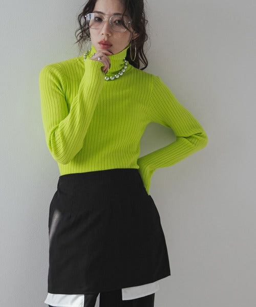 Long-sleeved colorful ribbed turtleneck