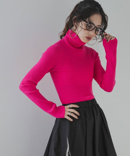 Long-sleeved colorful ribbed turtleneck